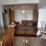 Villa In A Compound With A Rooftop In Sheikh Zayed
