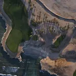 The Breakers Diving And Surfing Lodge