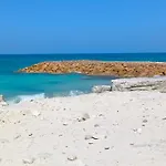 Green Beach Apartment
