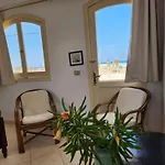 Rayhana Guest House