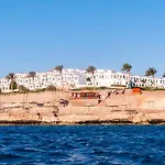 Coral Beach Resort Tiran