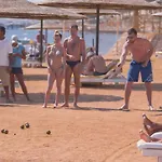 Coral Beach Resort Tiran