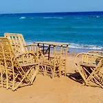 Wishwashi Camp & Resort