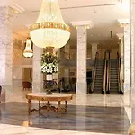 Royal Plaza Hotel