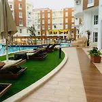 Aqua Palms Resort