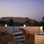 Kosh Royal House