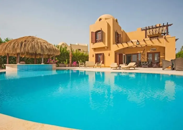 Y 140 Wast Golf Heated Private Pool