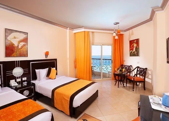 Sphinx Aqua Park Beach Resort