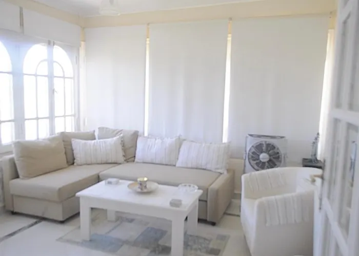 Spacious Beach Vacation House