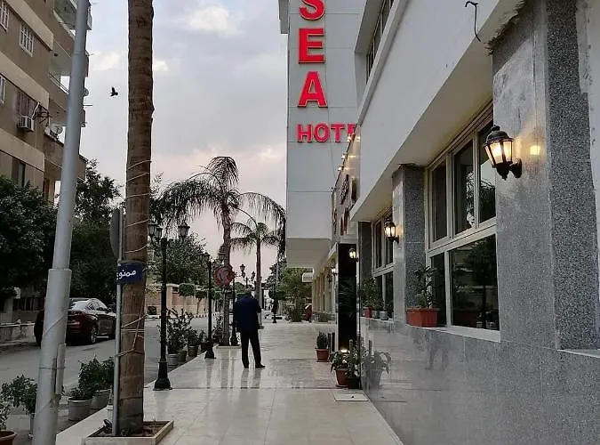 Red Sea Hotel - فندق ريد سى