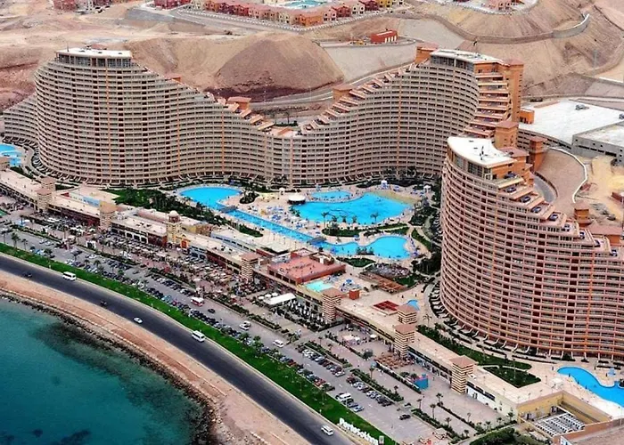 Porto Pyramids Sokhna Elite
