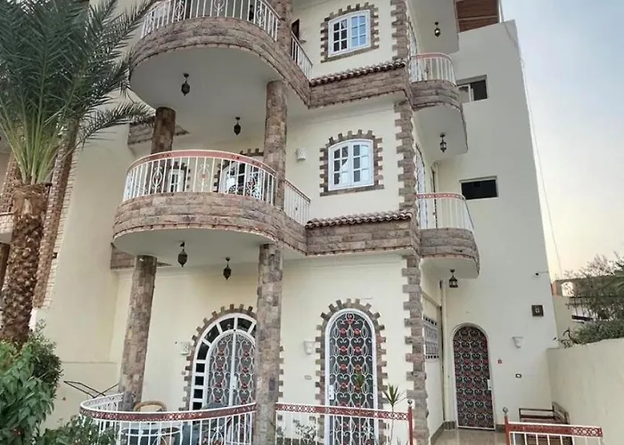Full Moon House