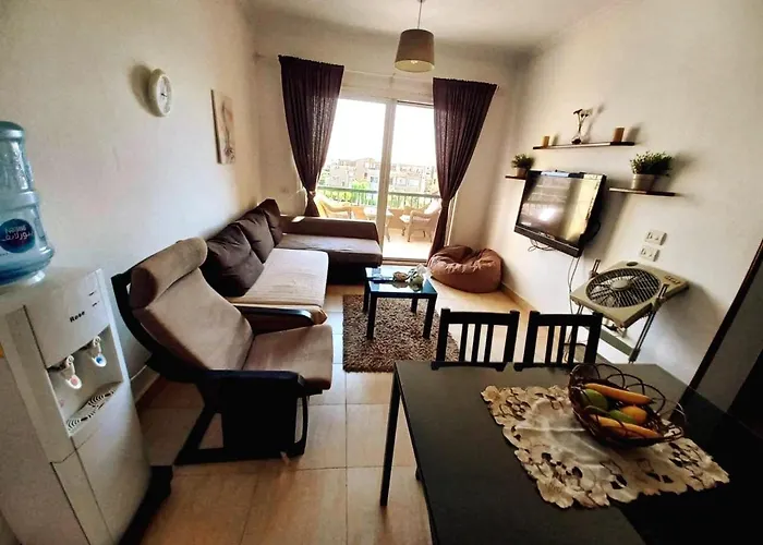 Chalet Marina Wadi Degla Families Only Pool View 2Nd Floor 6 Adults