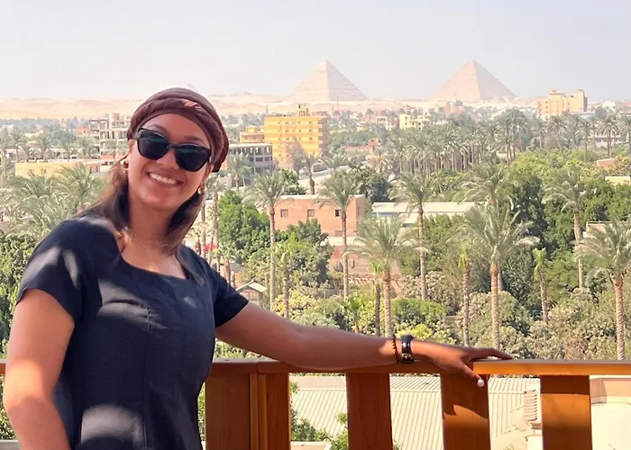 Pyramids Sunshine View