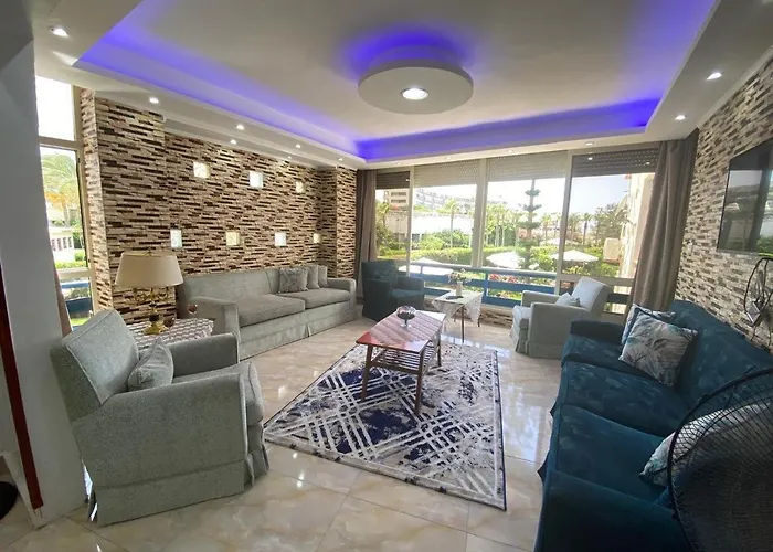 Salah Eldin 2 Bed Rooms Super Lux Chalet Apartment , Garden&Sea View, First Floor , Family Only سوبر لوكس شاليه دور اول المعموره الشاطىء بجوار المنتزه Mamoura Alexandria مع كارنيهات الدخول طول السنه و الشاطىء الخاص من اول مايو لنهايه اكتوبر للعائلات