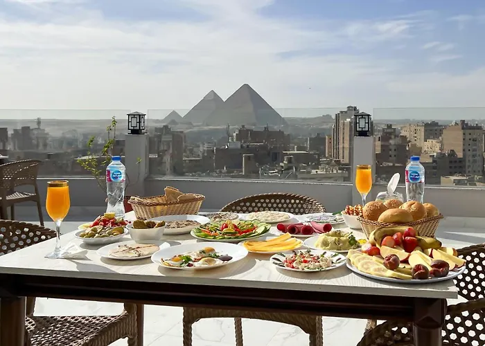 New Asser Hotel Pyramid
