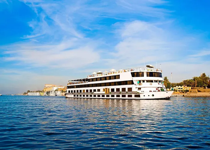 Nile Cruise Luxor 4 Nights Aswan 3 Nights