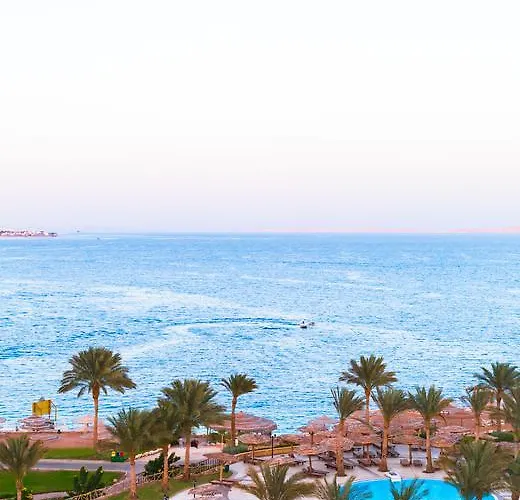 Coral Beach Resort Tiran