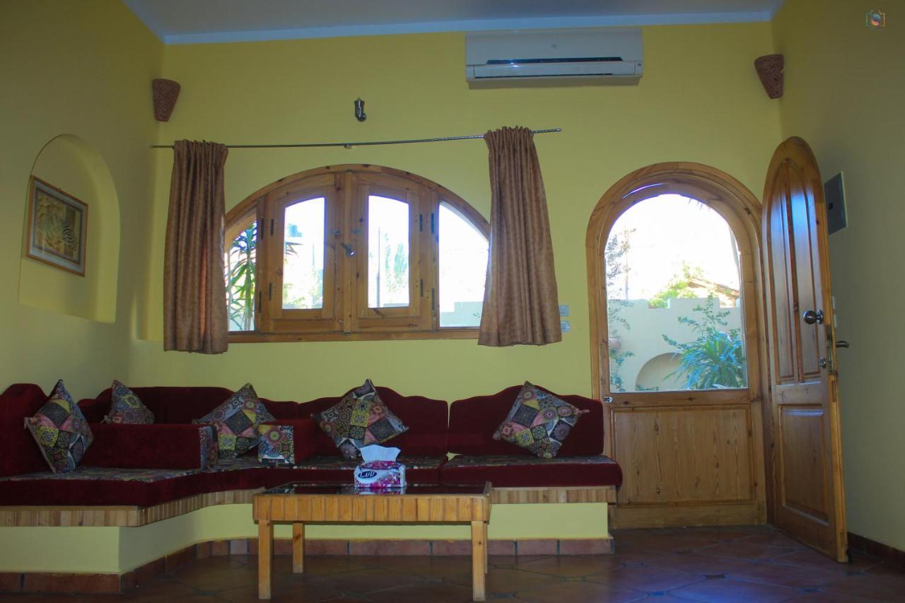 Dahabcastle Villa *