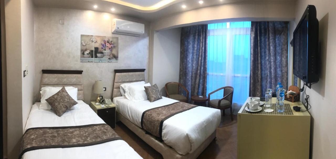 Jewel Otel