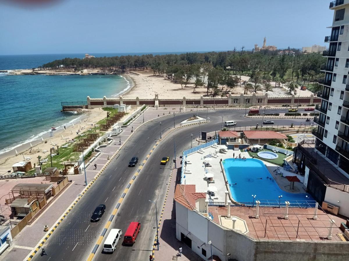 Jewel Mandara Alexandria