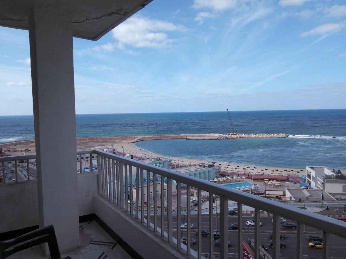 Apartment City Square Gate 3 - Mustafa Kamel - Sea View - Families Only *