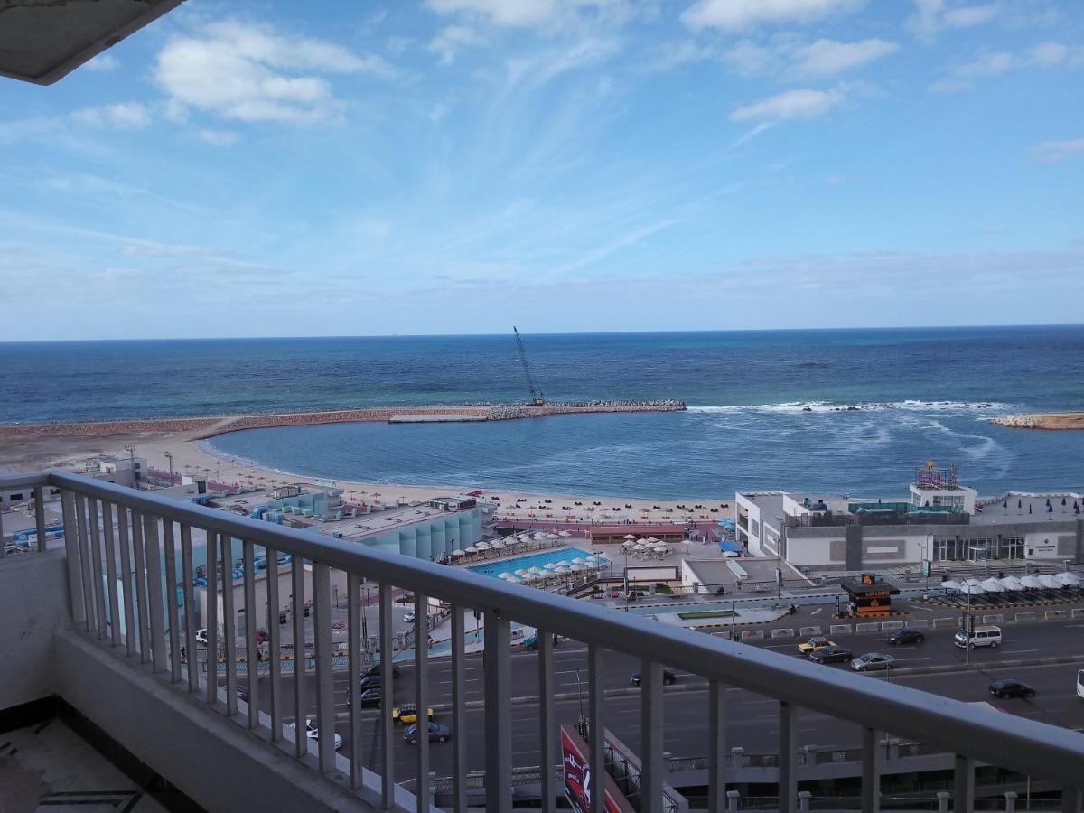 Apartment City Square Gate 3 - Mustafa Kamel - Sea View - Families Only