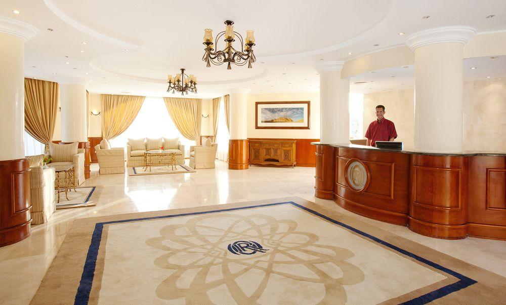Royal Oasis Hotel 4*
