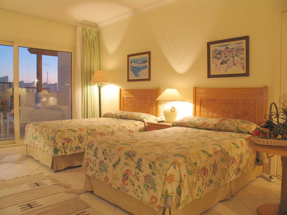 Mexicana Resort