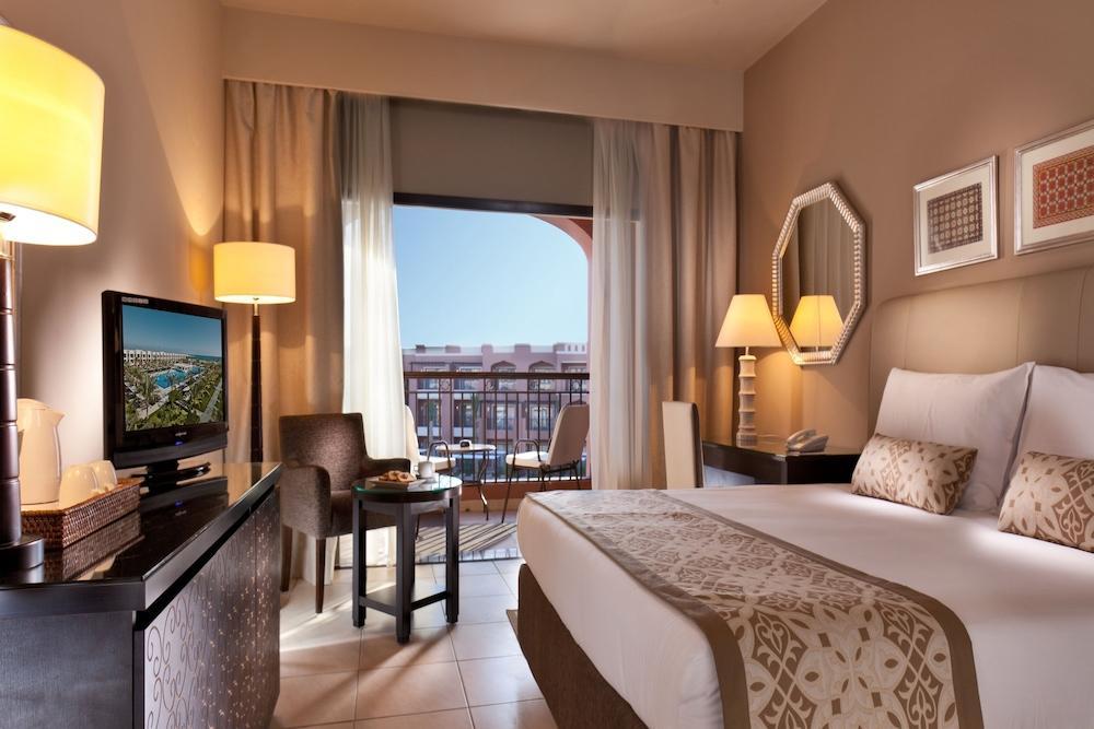 Otel Jaz Tamerina, Almaza Bay