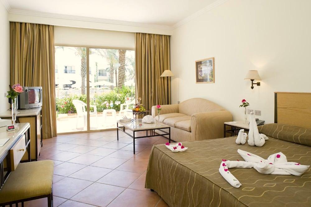 Resort Luna 3*