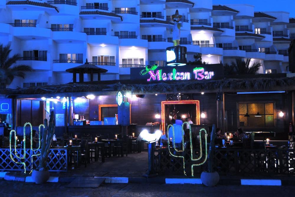 Naama Bay & Resort Sharm el-Sheikh