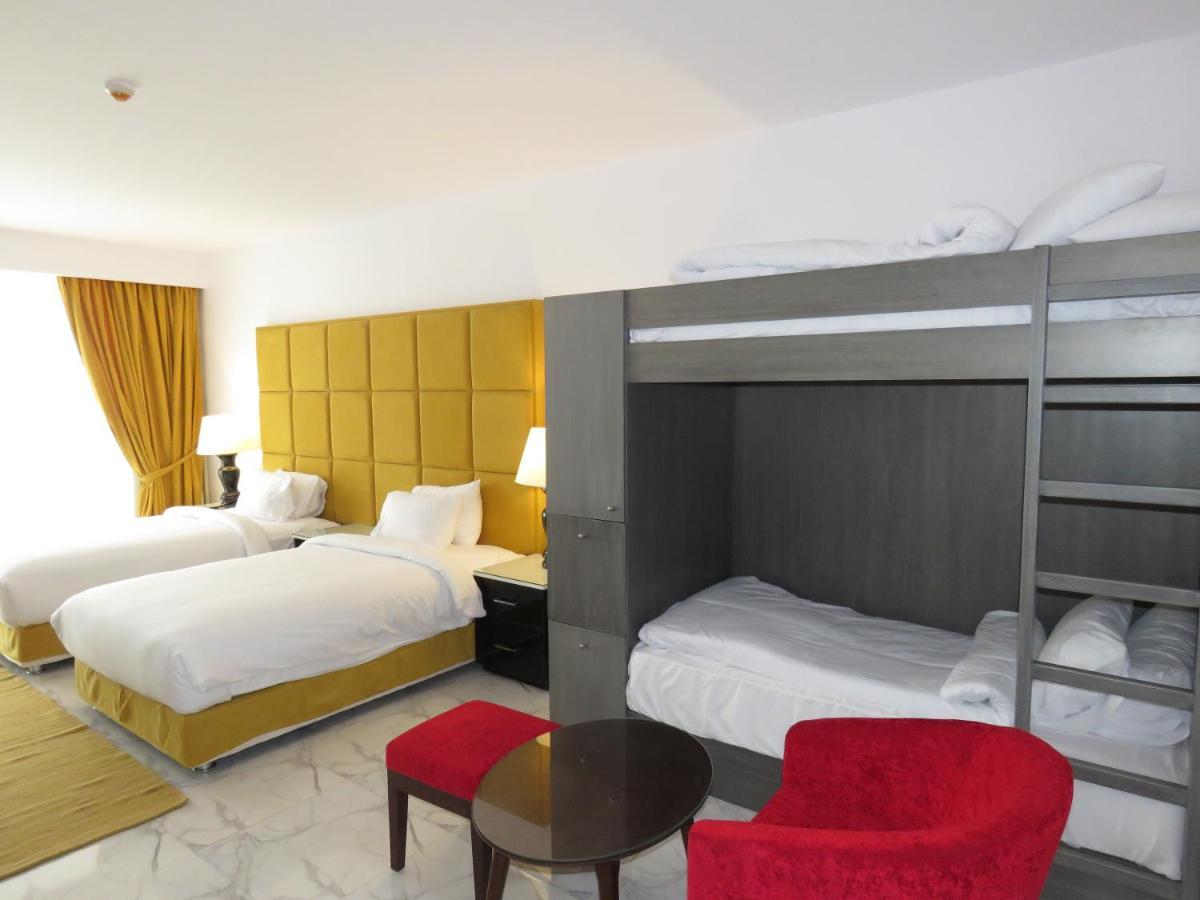 Hotel & Port Said
