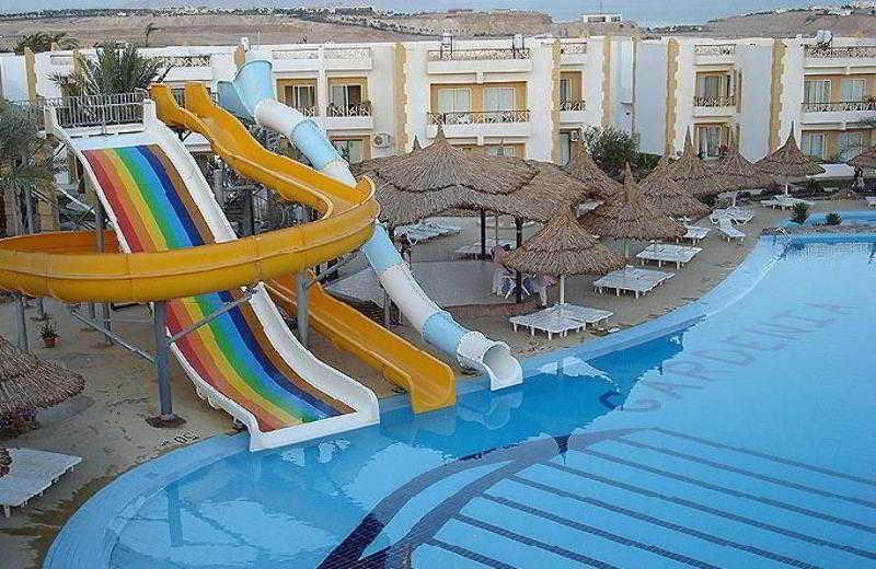 Gardenia Plaza And Hotel