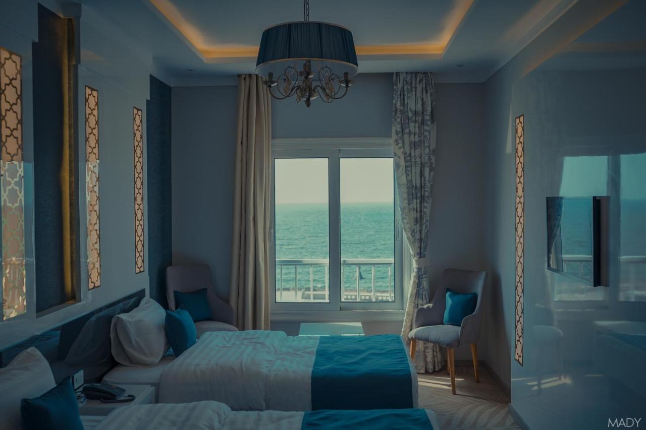Miramar Boutique * Alexandria