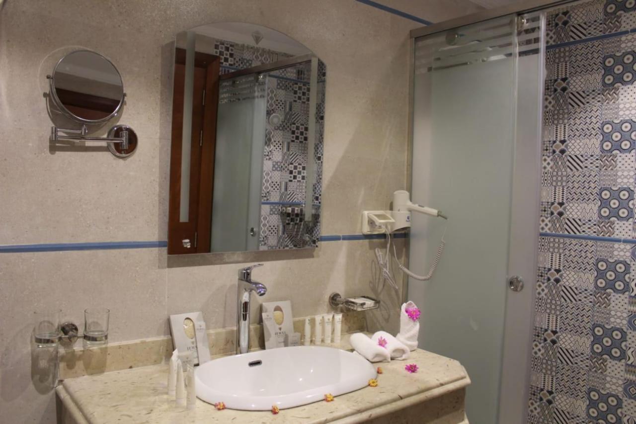 Royal Jewel Al Raml Otel 4*