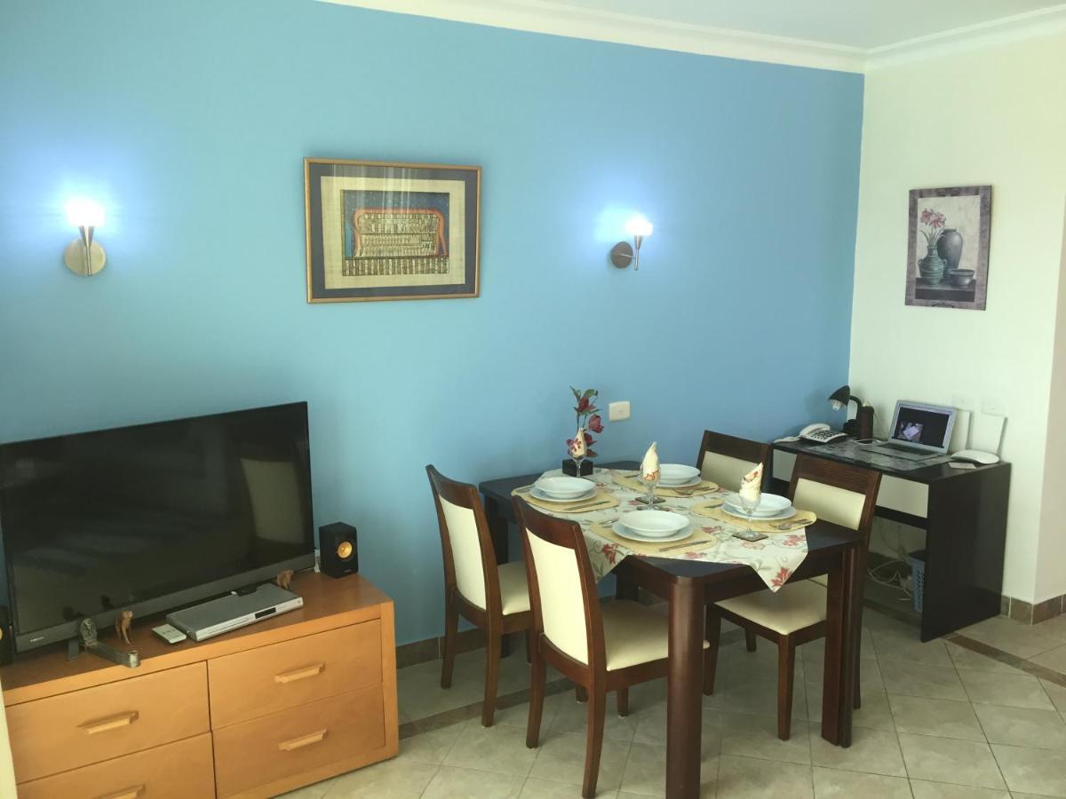 Sharks Bay Oasis Apartament *