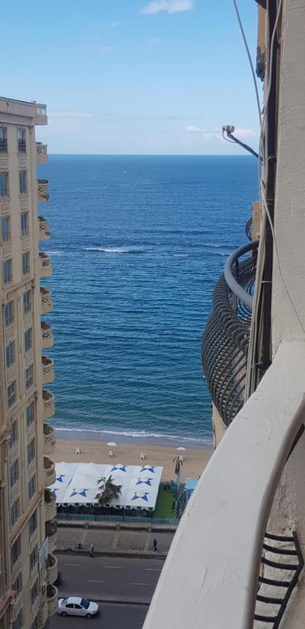 Mody At * Alexandria