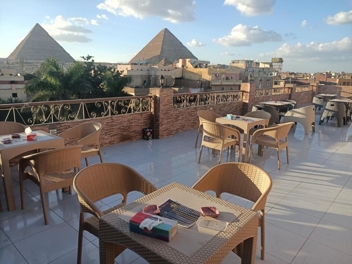 Makadi Pyramids View * Kafrat al Jabal