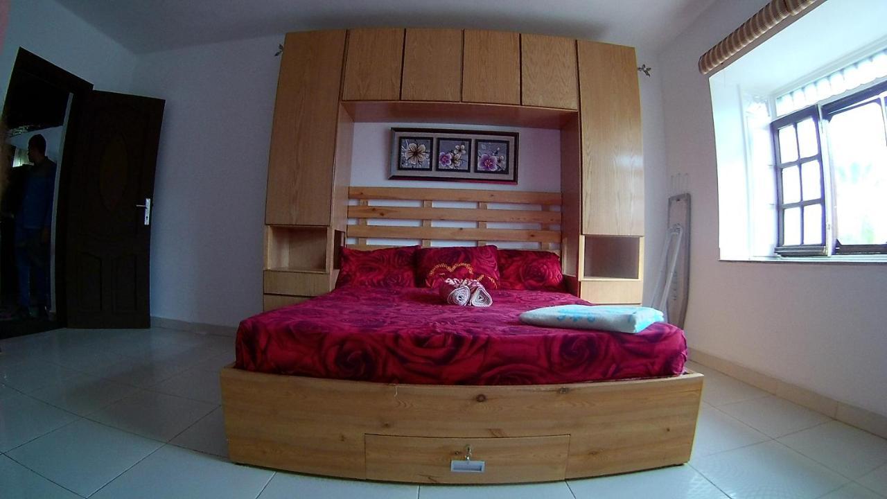 Deluxe Delta Apartment