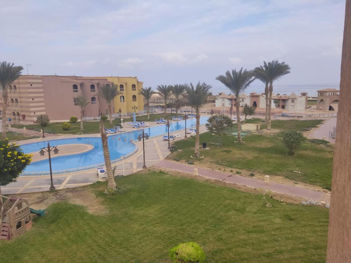 Apartment One Bedroom At Porto South Royal Sea View Families Only