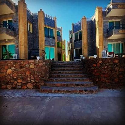 Diamond House Hotel 3*