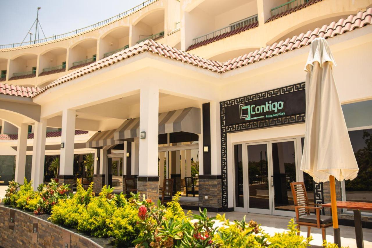Hotel Cement