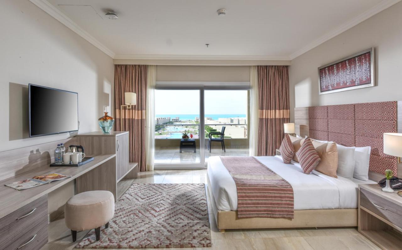 Resort Tolip North Coast 5*