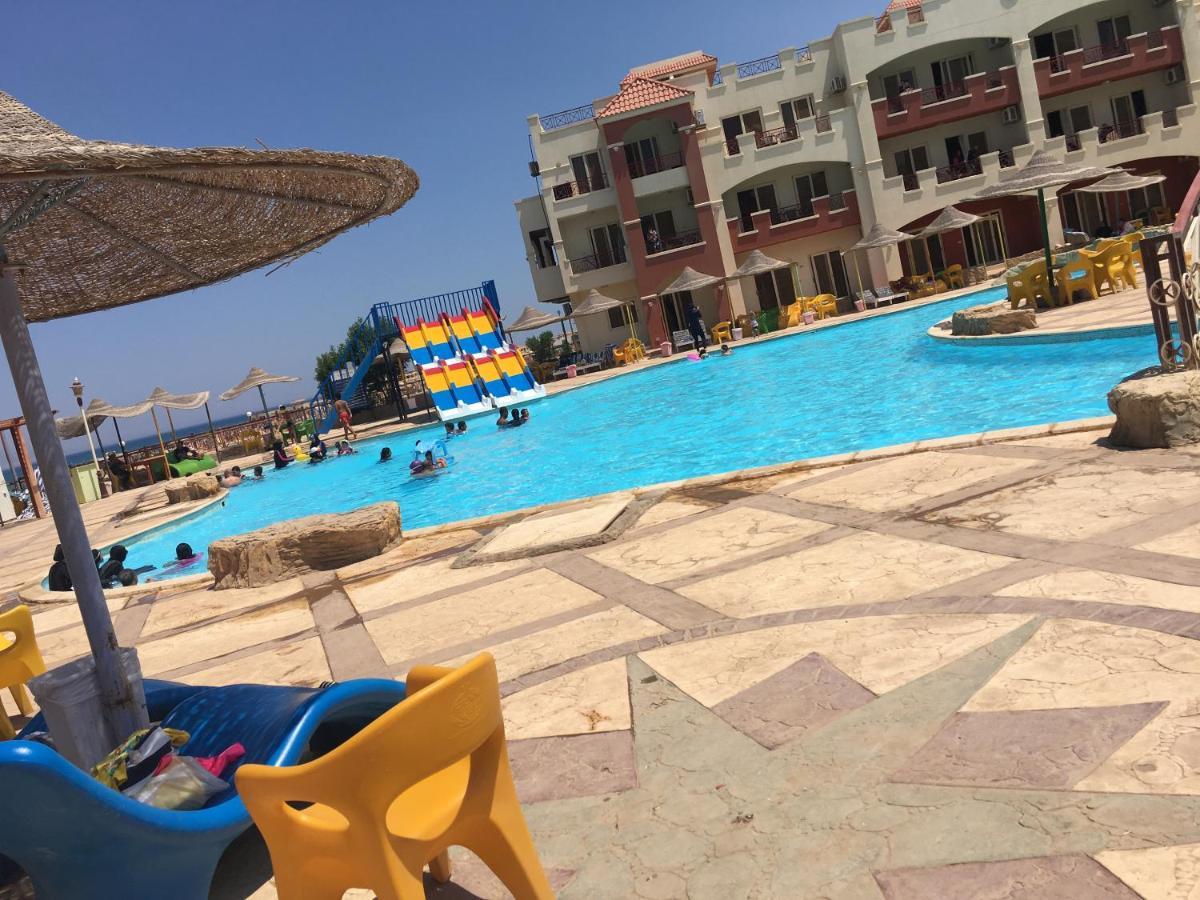 La Sirena For Families Only