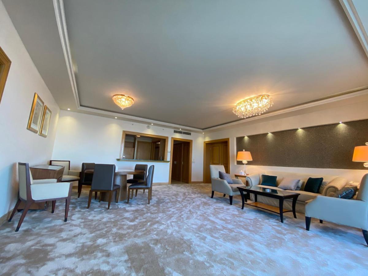Aparthotel Chez Haytham At Four Seasons Nile Plaza Residential 5*