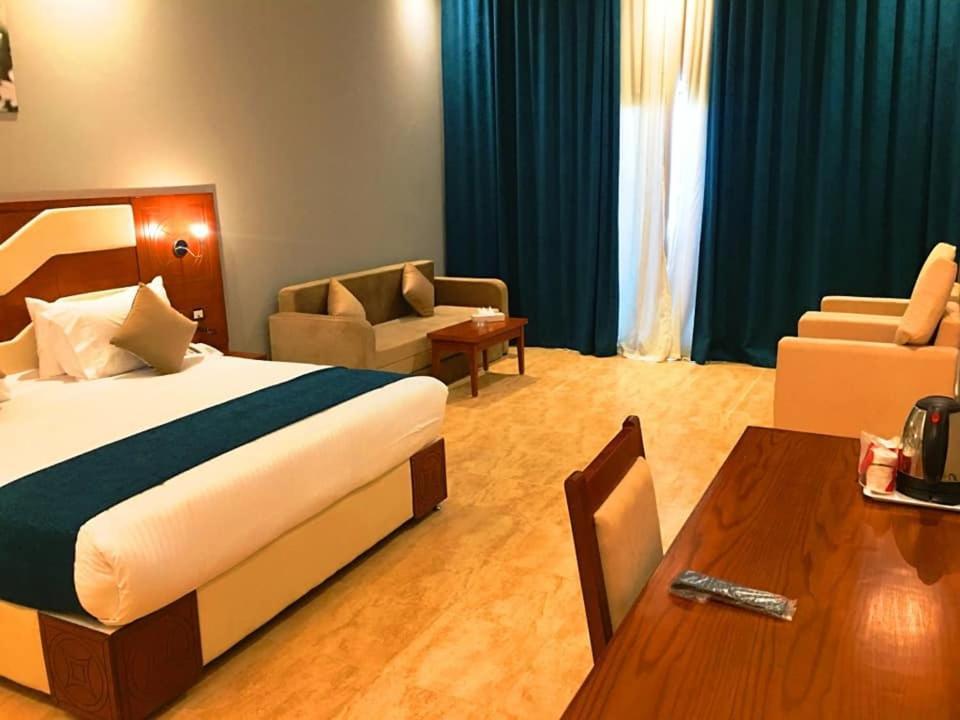Hawaii Paradise Aqua Park - Families And Couples Only Hurghada