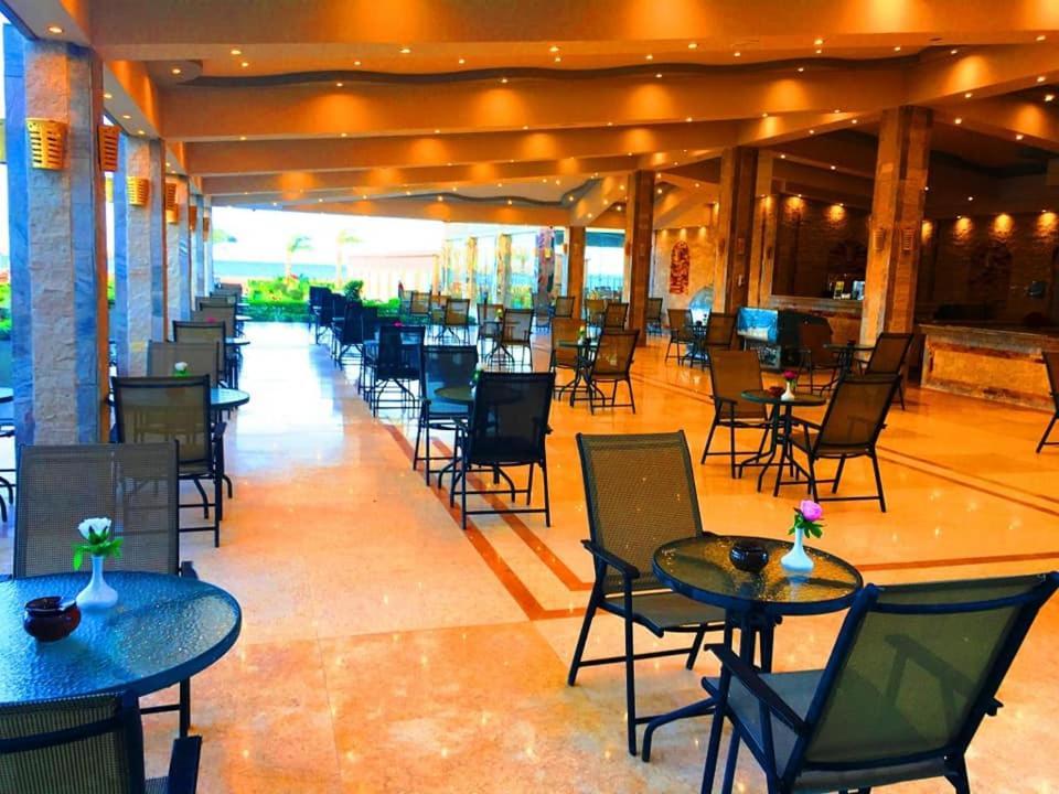 Hawaii Paradise Aqua Park - Families And Couples Only 5* Hurghada