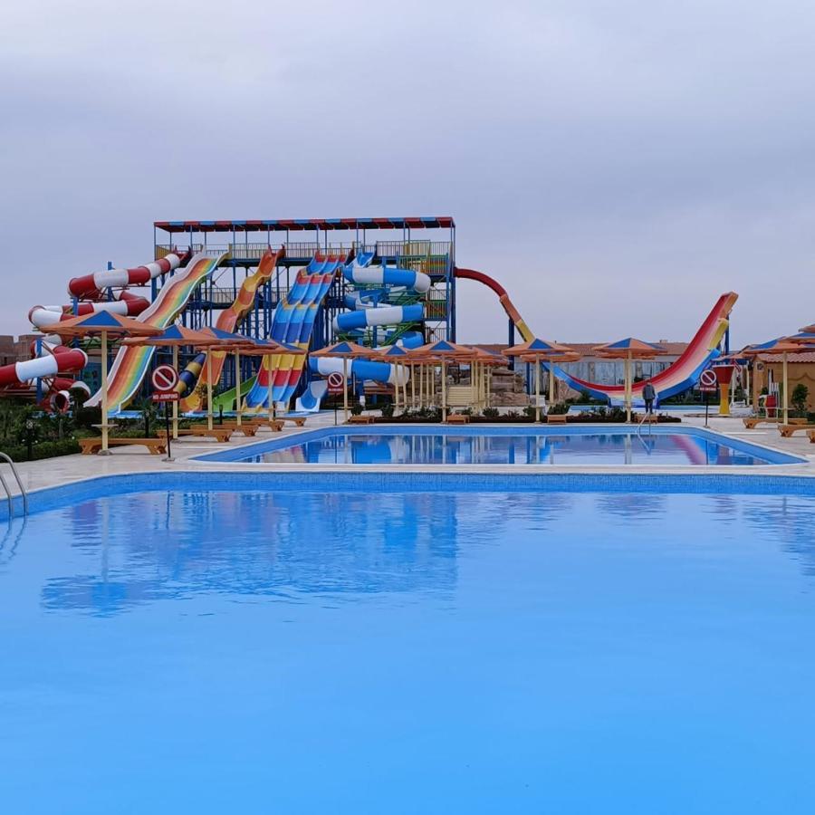 Hawaii Paradise Aqua Park - Families And Couples Only 5*