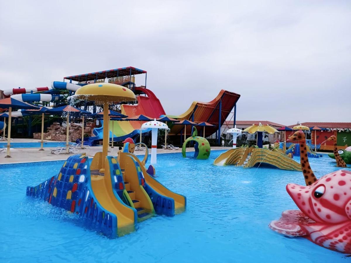 Resort Hawaii Paradise Aqua Park - Families And Couples Only Hurghada